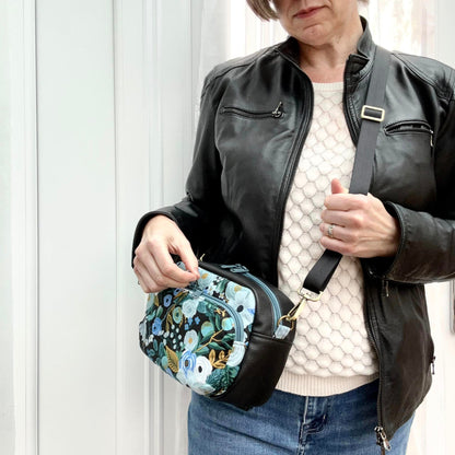 Small blue floral crossbody