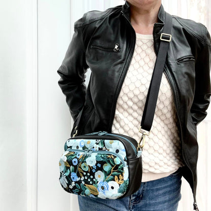 Small blue floral crossbody