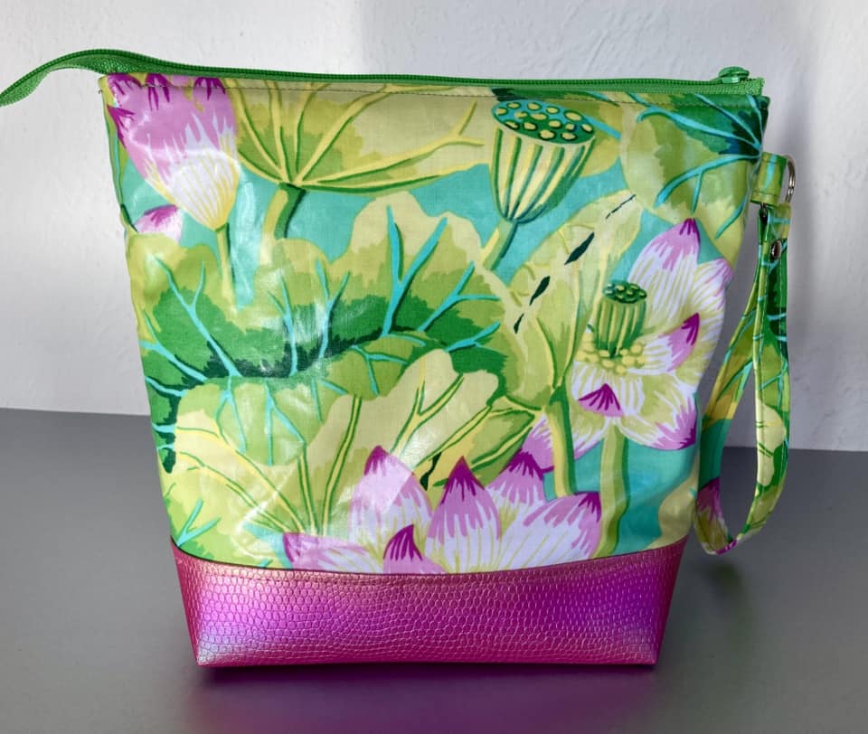 Tall and Tidy Wash Bag PDF digital sewing pattern