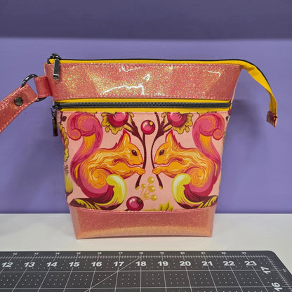 Tall and Tidy Wash Bag PDF digital sewing pattern